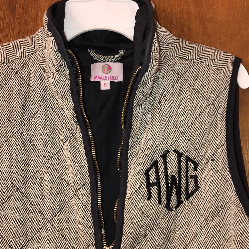 Vest - Picture 2 of 2